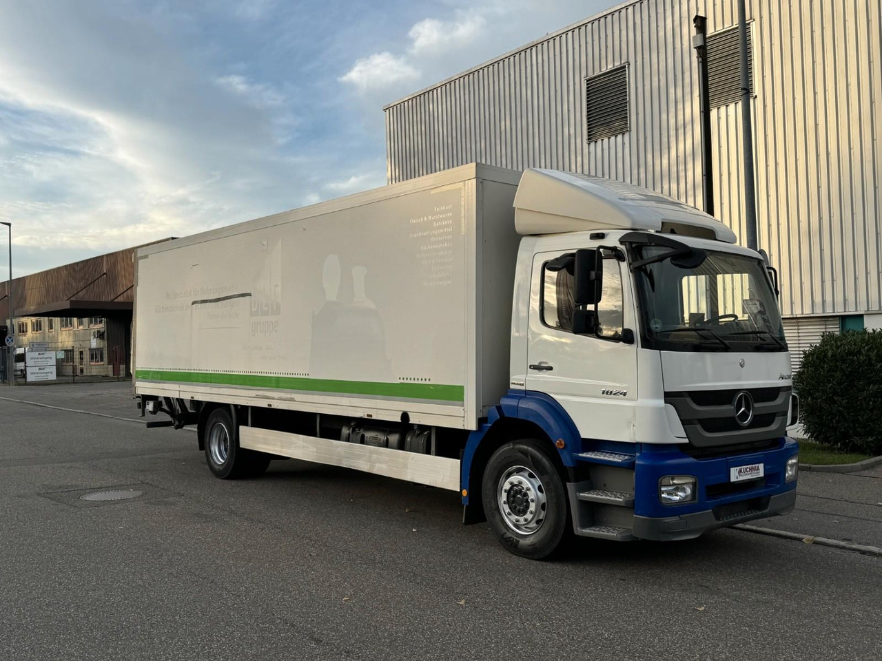 Mercedes-Benz Axor 1824L Bi-Temp. Kühlkoffer 8,67m LBW Supra - Refrigerator truck: picture 3 Mercedes-Benz Axor 1824L Bi-Temp. Kühlkoffer 8,67m LBW Supra - Refrigerator truck: picture 3