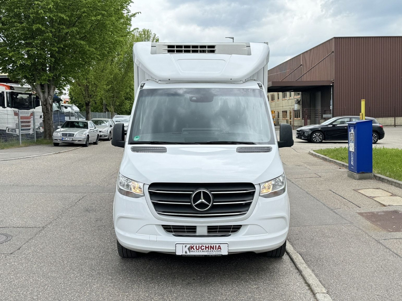 Mercedes-Benz Sprinter 316 Tiefkühl 3,3m TK V-500 MAX Luftgef. - Refrigerated delivery van: picture 2 Mercedes-Benz Sprinter 316 Tiefkühl 3,3m TK V-500 MAX Luftgef. - Refrigerated delivery van: picture 2