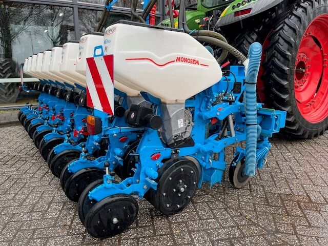 MONOSEM MONOSHOX - Seed drill: picture 5 MONOSEM MONOSHOX - Seed drill: picture 5