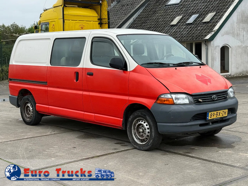Toyota HI ace - Commercial vehicle, Combi van: picture 3 Toyota HI ace - Commercial vehicle, Combi van: picture 3