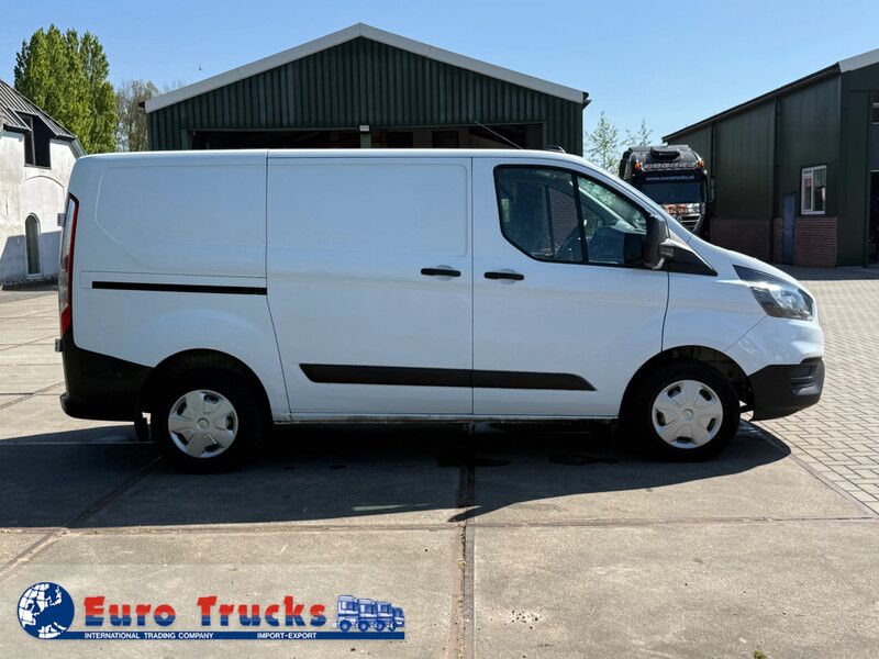 Refrigerated delivery van Ford Transit Custom: picture 6