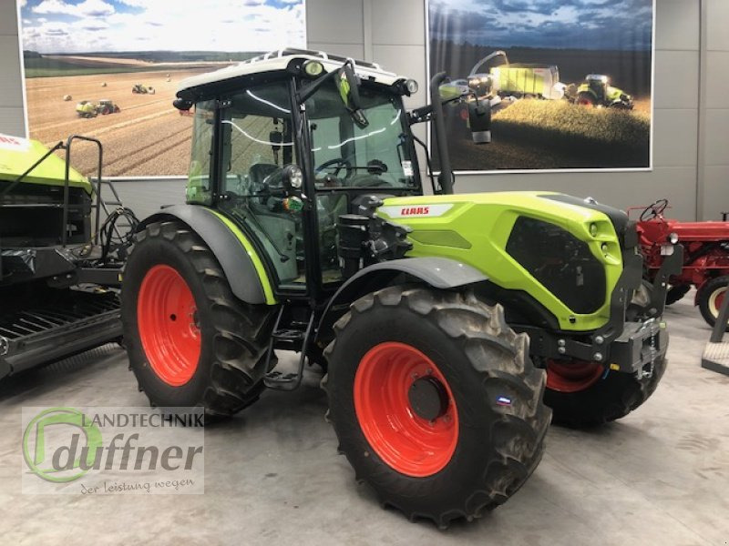 CLAAS Axos 240 Advanced - Farm tractor: picture 3 CLAAS Axos 240 Advanced - Farm tractor: picture 3