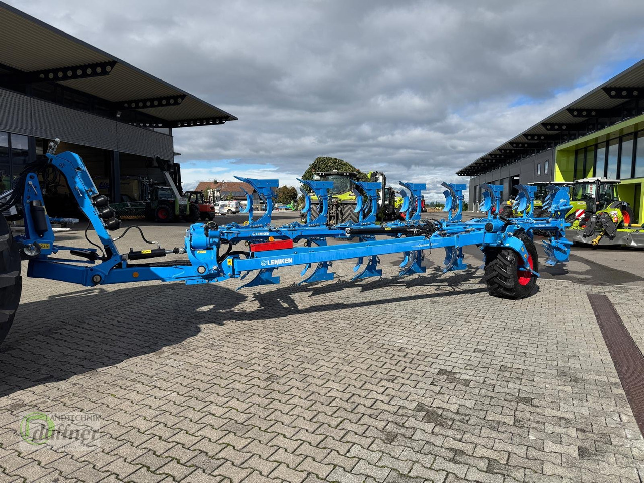 Lemken Diamant 16 VU 7+1 100 hydr. Steinsicherung - Plow: picture 4 Lemken Diamant 16 VU 7+1 100 hydr. Steinsicherung - Plow: picture 4