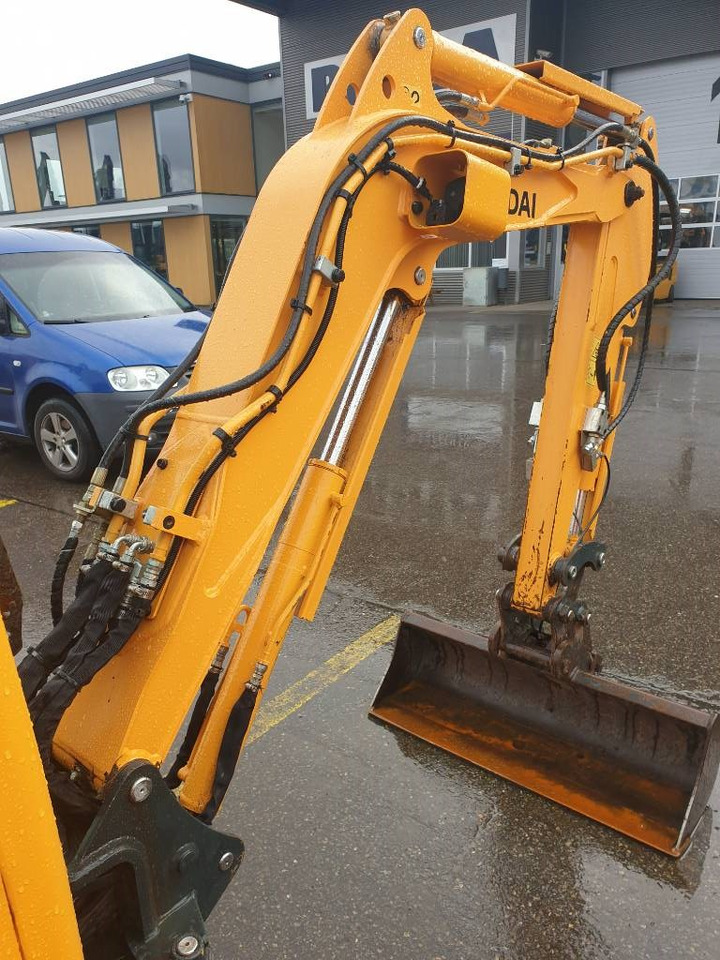 Mini excavator Hyundai R18-9: picture 8