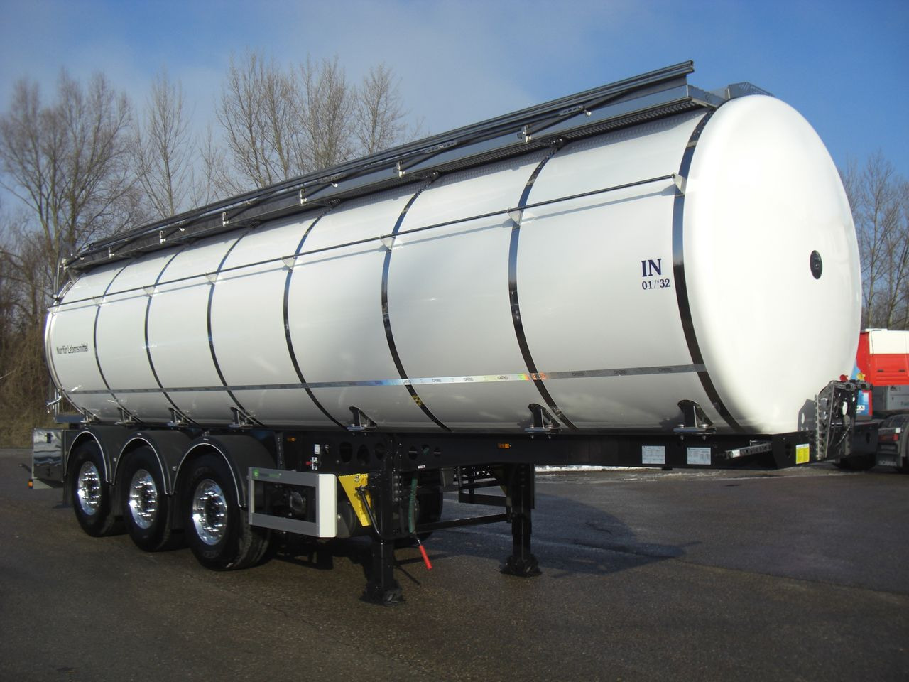 Berger SAPL24 SATA / 5300KG - Tanker semi-trailer: picture 2 Berger SAPL24 SATA / 5300KG - Tanker semi-trailer: picture 2