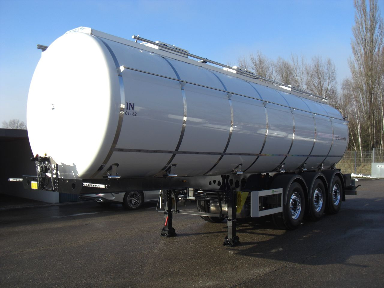Berger SAPL24 SATA / 5300KG - Tanker semi-trailer: picture 1 Berger SAPL24 SATA / 5300KG - Tanker semi-trailer: picture 1