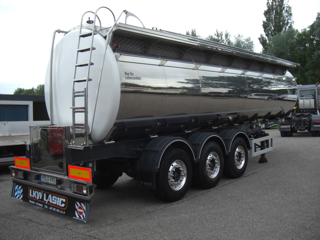 Lettl/Magyar TSAP LM03 / 3 Kammern - Tanker semi-trailer: picture 1 Lettl/Magyar TSAP LM03 / 3 Kammern - Tanker semi-trailer: picture 1