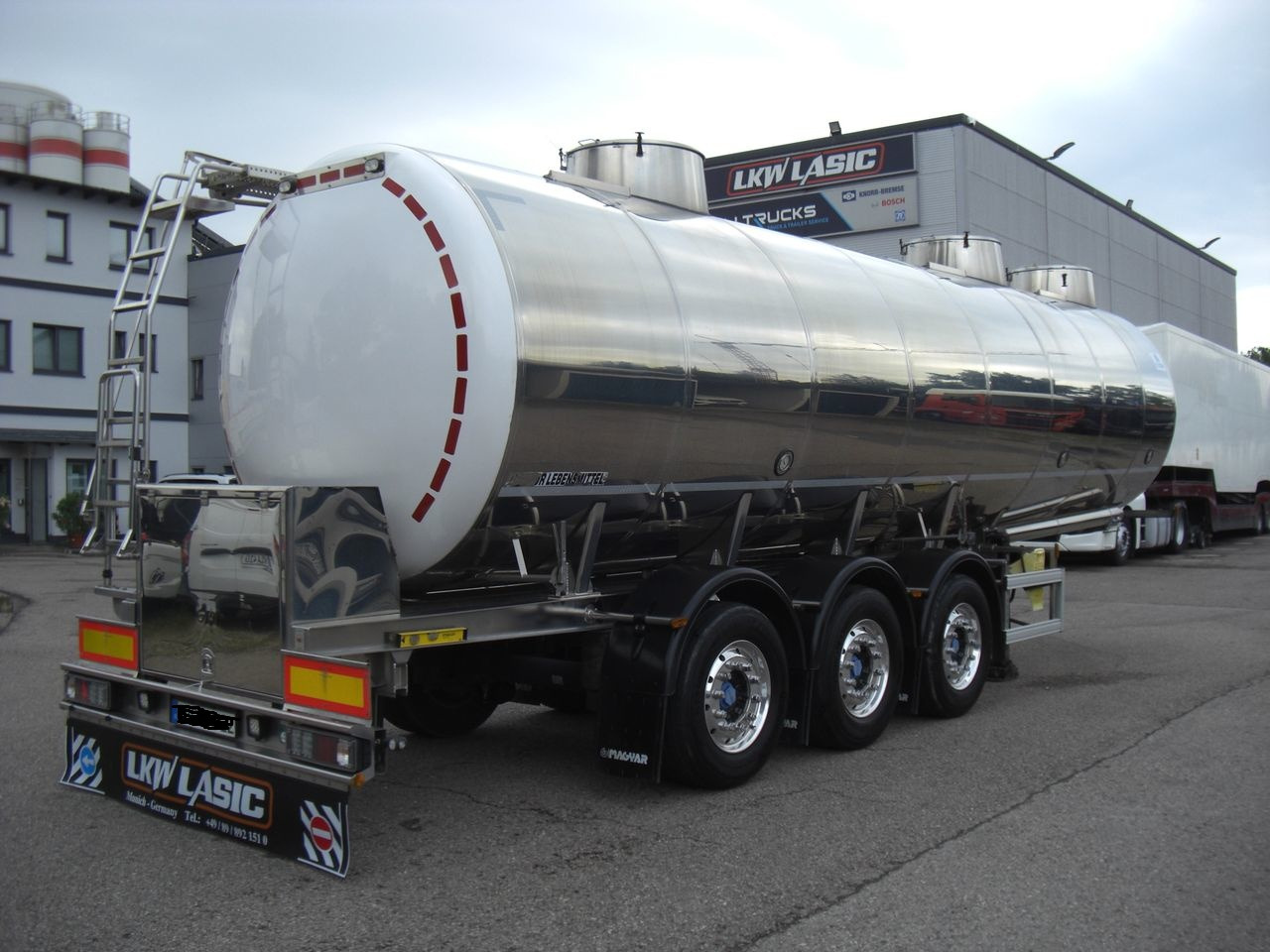 Magyar SRMAGD / BIERTANKER - Tanker semi-trailer: picture 3 Magyar SRMAGD / BIERTANKER - Tanker semi-trailer: picture 3