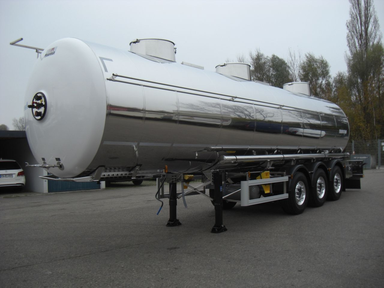 Magyar SRMAGD/DRUCK/HEIZBAR - Tanker semi-trailer: picture 1 Magyar SRMAGD/DRUCK/HEIZBAR - Tanker semi-trailer: picture 1