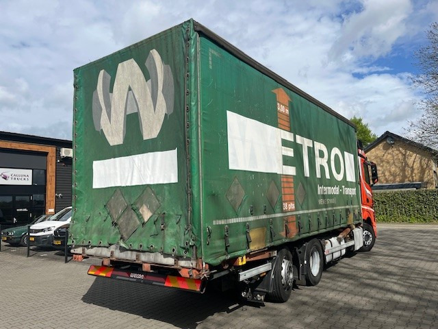 Mercedes Benz Actros 2642 6x2 Mega BDF met zeilbak - Curtain side truck: picture 3 Mercedes Benz Actros 2642 6x2 Mega BDF met zeilbak - Curtain side truck: picture 3