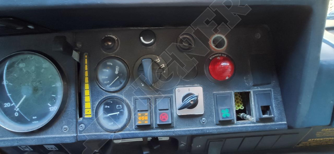 Dropside/ Flatbed truck Steyr 1491 10t 6×6: picture 9