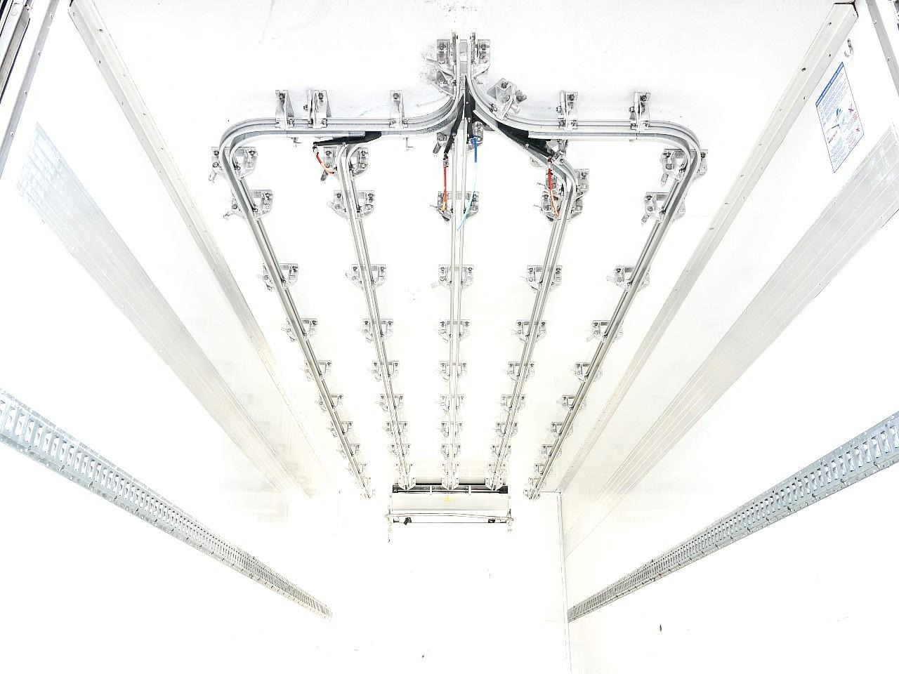 Refrigerator truck Iveco 140E18 FLEISH KUHLKOFFER CARRIER SUPRA 550 LBW: picture 10