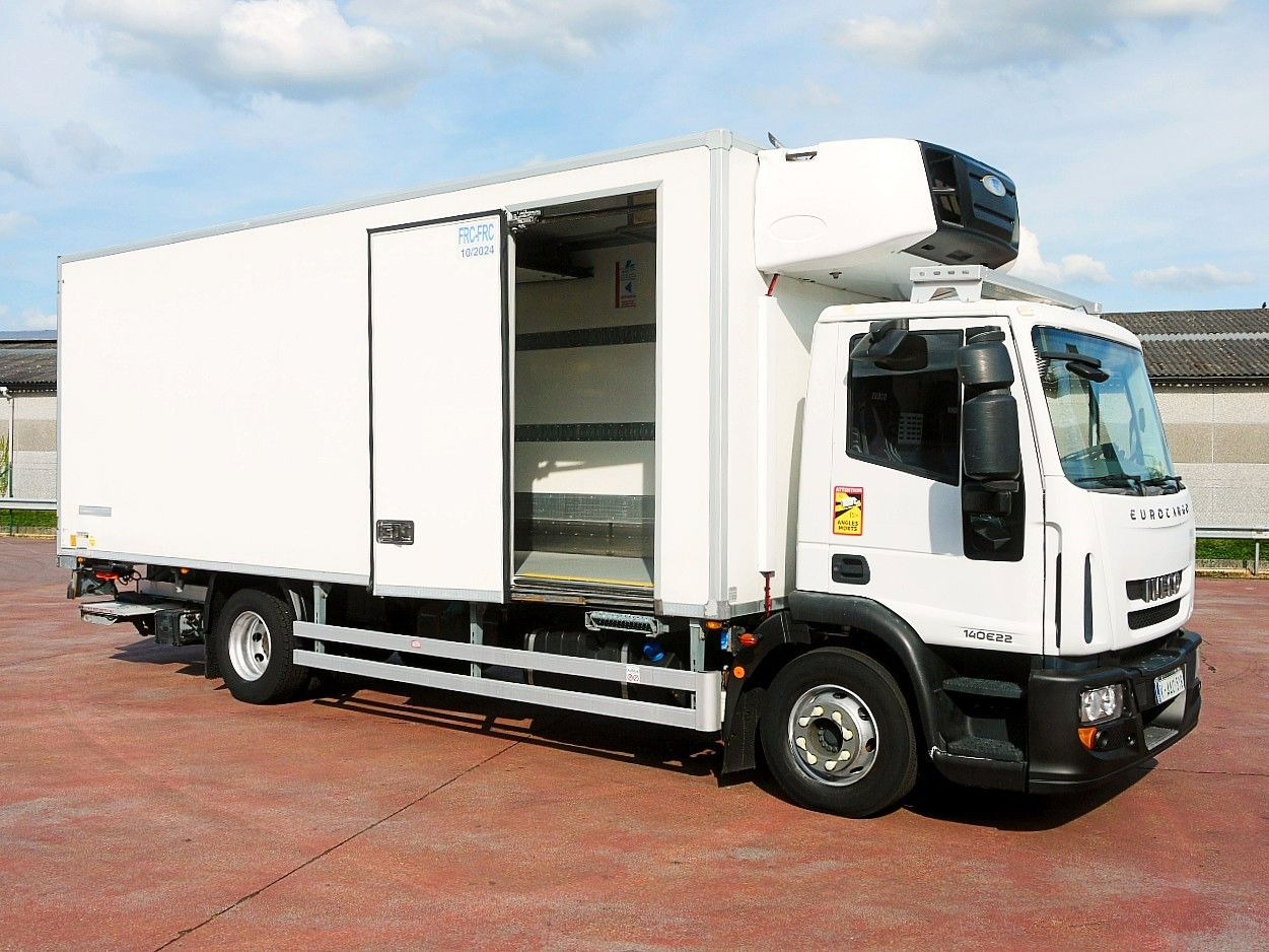 Iveco 140E22 KUHLKOFER CARRIER SUPRA 1150MT AC RETARDR - Refrigerator truck: picture 3 Iveco 140E22 KUHLKOFER CARRIER SUPRA 1150MT AC RETARDR - Refrigerator truck: picture 3