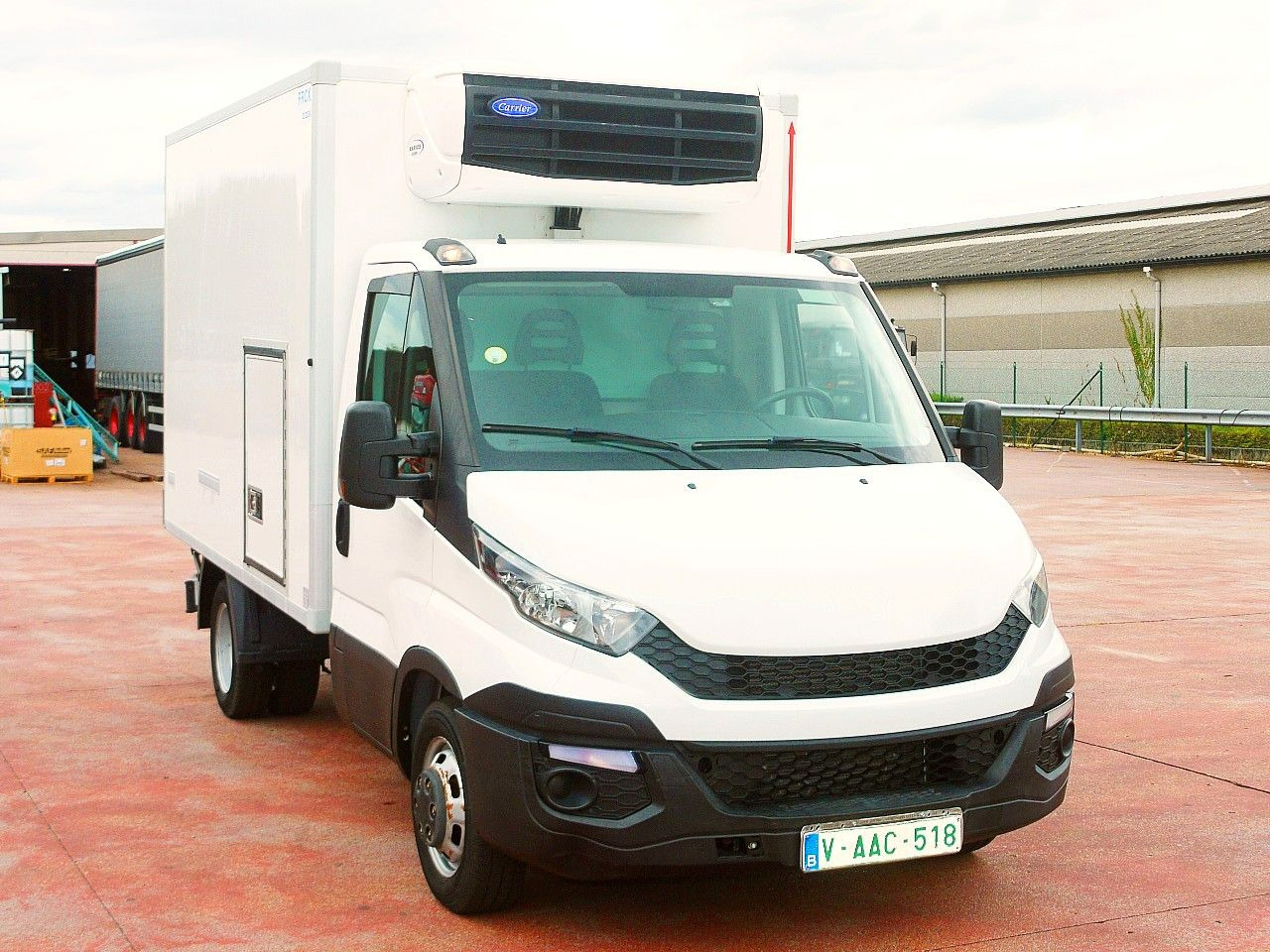 Iveco 35C13 DAILY KUHLKOFFER CARRIER XARIOS 600 - Refrigerated delivery van: picture 1 Iveco 35C13 DAILY KUHLKOFFER CARRIER XARIOS 600 - Refrigerated delivery van: picture 1