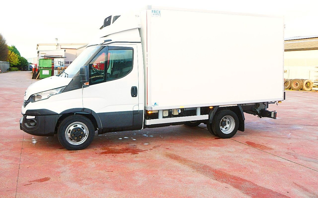 Iveco 35C14 DAILY KUHLKOFFER CARRIER PULSOR 500 171tk - Refrigerated delivery van: picture 4 Iveco 35C14 DAILY KUHLKOFFER CARRIER PULSOR 500 171tk - Refrigerated delivery van: picture 4
