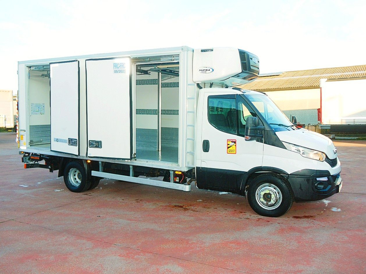 Iveco 70C17 DAILY KUHLKOFFER CARRIER SUPRA 750 MULTi - Refrigerated delivery van: picture 4 Iveco 70C17 DAILY KUHLKOFFER CARRIER SUPRA 750 MULTi - Refrigerated delivery van: picture 4