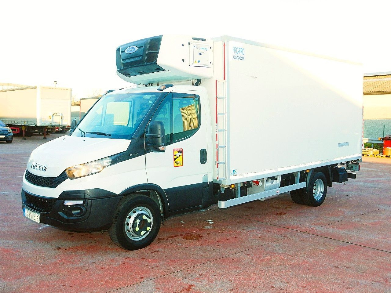 Iveco 70C17 DAILY KUHLKOFFER CARRIER SUPRA 750 MULTi - Refrigerated delivery van: picture 5 Iveco 70C17 DAILY KUHLKOFFER CARRIER SUPRA 750 MULTi - Refrigerated delivery van: picture 5