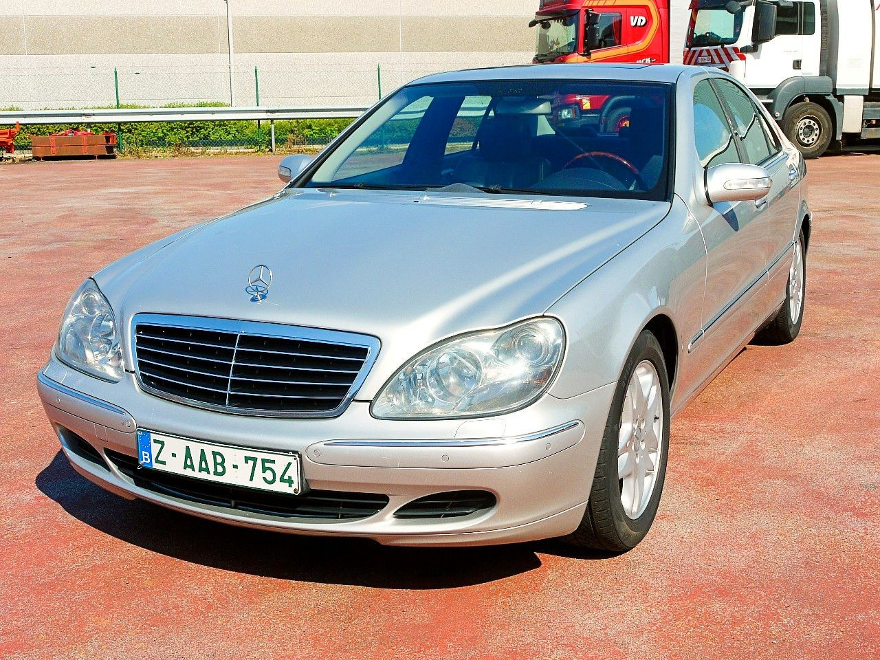 Mercedes-Benz COMAND Bi-XENON SCHIEBEDACH SOFTCLOSE ... - Sedan: picture 5 Mercedes-Benz COMAND Bi-XENON SCHIEBEDACH SOFTCLOSE ... - Sedan: picture 5