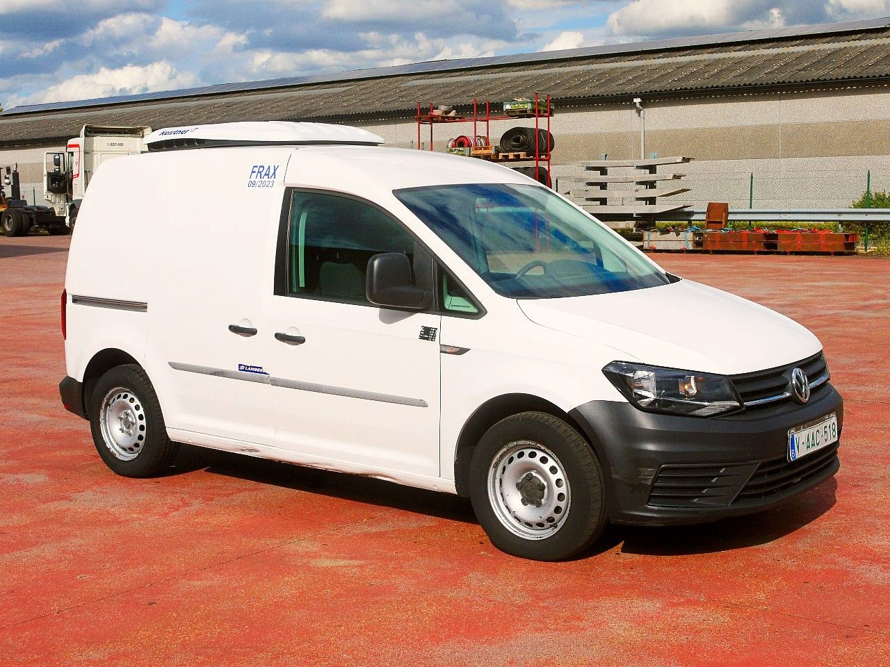 Volkswagen CADDY 2.0 KONVEKTA -2c  A/C €6 - Refrigerated delivery van: picture 2 Volkswagen CADDY 2.0 KONVEKTA -2c  A/C €6 - Refrigerated delivery van: picture 2