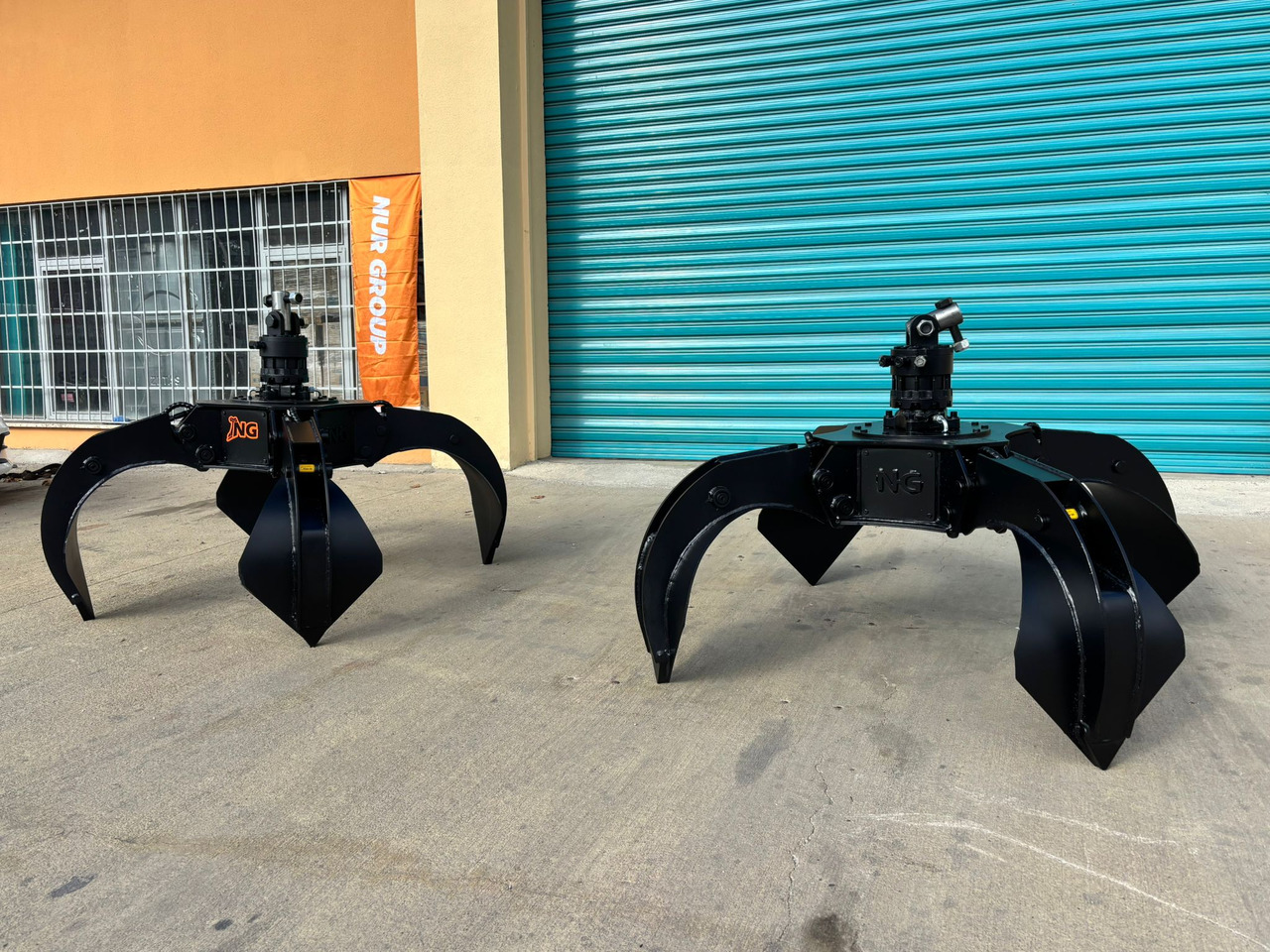 POLYP GRAPPLE - SCRAP GRAPPLE - Grapple for Attachment: picture 1 POLYP GRAPPLE - SCRAP GRAPPLE - Grapple for Attachment: picture 1