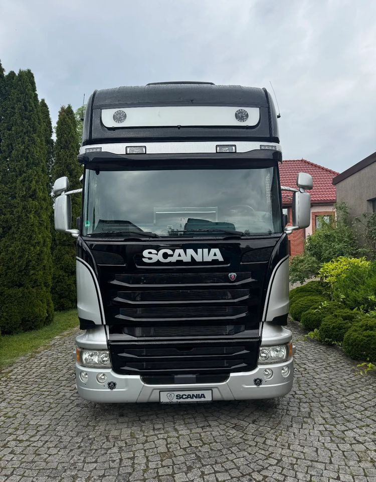 Scania R450 - Tractor unit: picture 2 Scania R450 - Tractor unit: picture 2