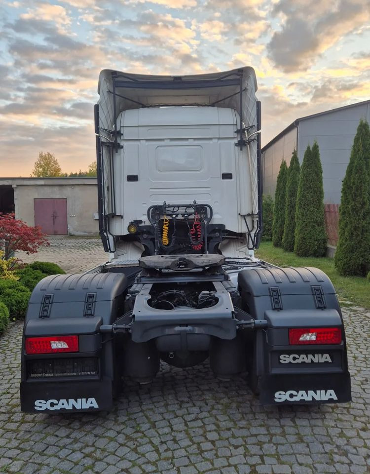 Scania R450 - Tractor unit: picture 5 Scania R450 - Tractor unit: picture 5