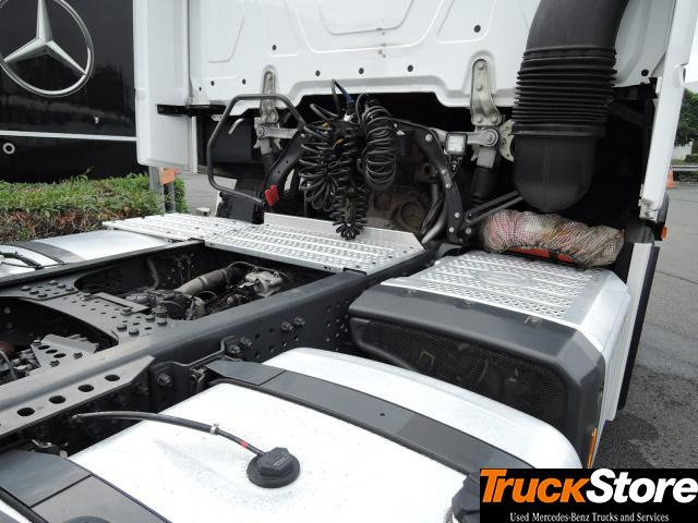Mercedes-Benz Actros 1845 LS nRL - Tractor unit: picture 2 Mercedes-Benz Actros 1845 LS nRL - Tractor unit: picture 2