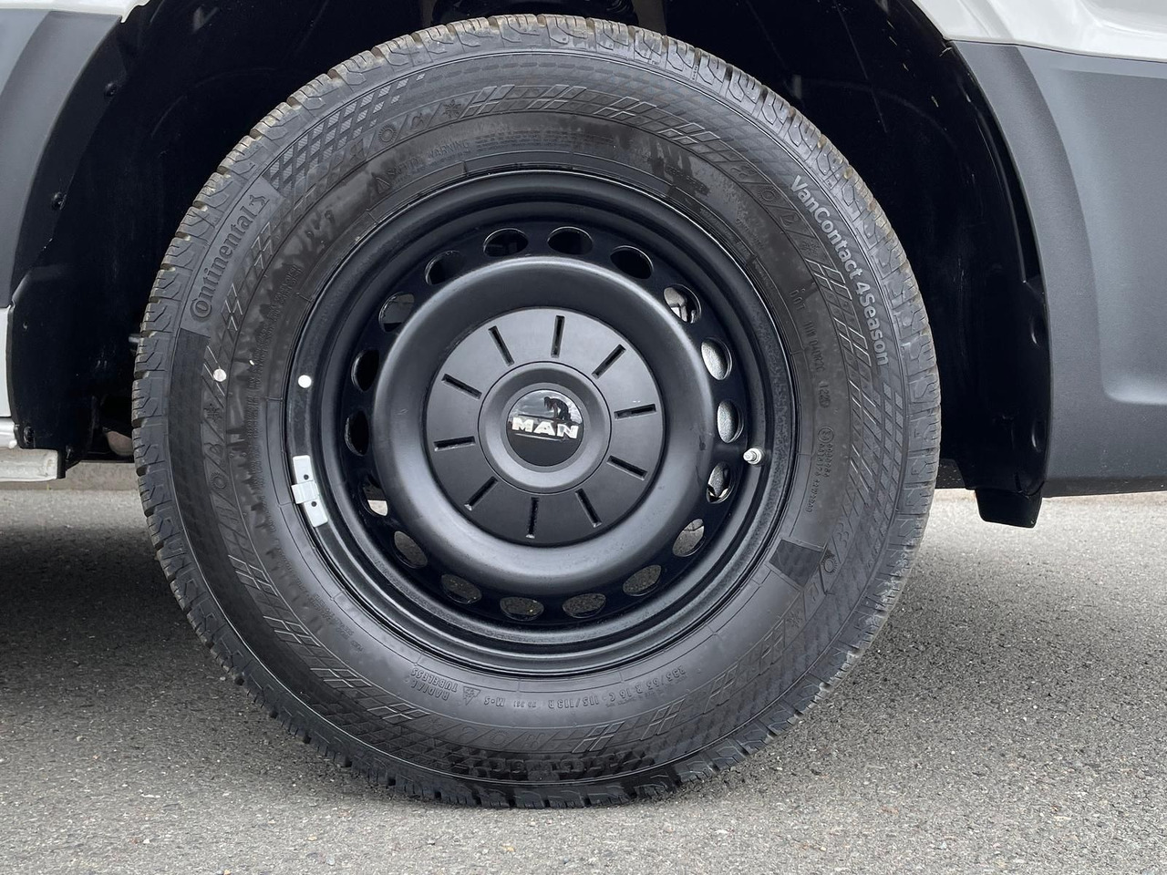 Open body delivery van, Combi van MAN TGE 3.160 Pritsche DOKA MR HECK AHK 3.5t ACC NAV: picture 32 Open body delivery van, Combi van MAN TGE 3.160 Pritsche DOKA MR HECK AHK 3.5t ACC NAV: picture 32