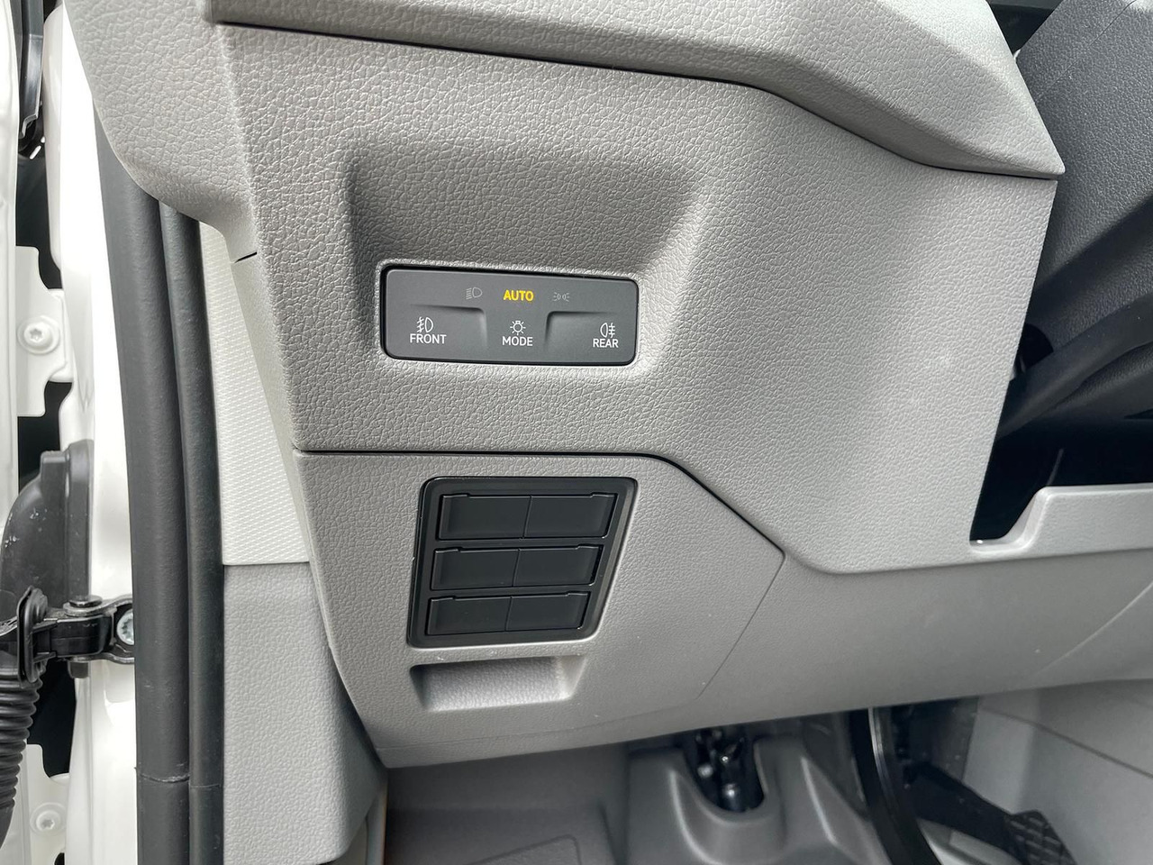 Open body delivery van, Combi van MAN TGE 3.160 Pritsche DOKA MR HECK AHK 3.5t ACC NAV: picture 36 Open body delivery van, Combi van MAN TGE 3.160 Pritsche DOKA MR HECK AHK 3.5t ACC NAV: picture 36