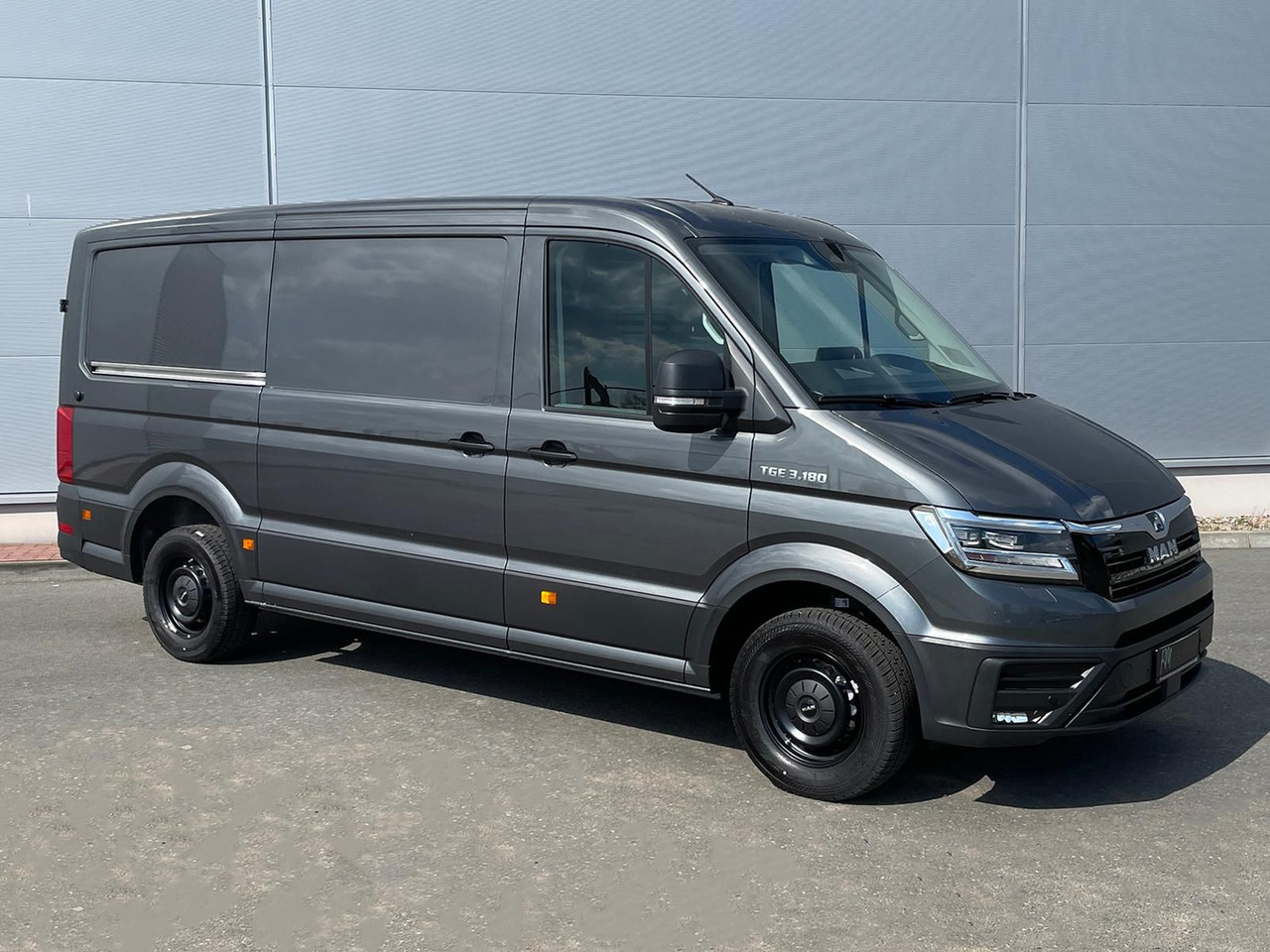 MAN TGE 3.180 L3H2 Kasten LED NAVI ACC LED STANDHZ - Panel van: picture 2 MAN TGE 3.180 L3H2 Kasten LED NAVI ACC LED STANDHZ - Panel van: picture 2