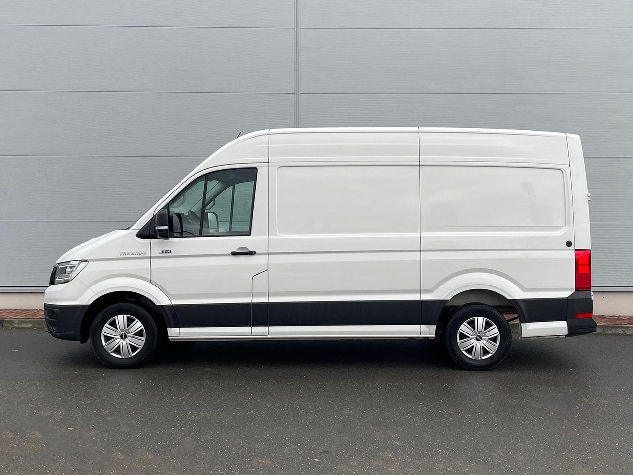 MAN TGE 3.180 L3H3 Kasten 4x4 AUTOM DIFF AHK TEMP - Panel van: picture 5 MAN TGE 3.180 L3H3 Kasten 4x4 AUTOM DIFF AHK TEMP - Panel van: picture 5