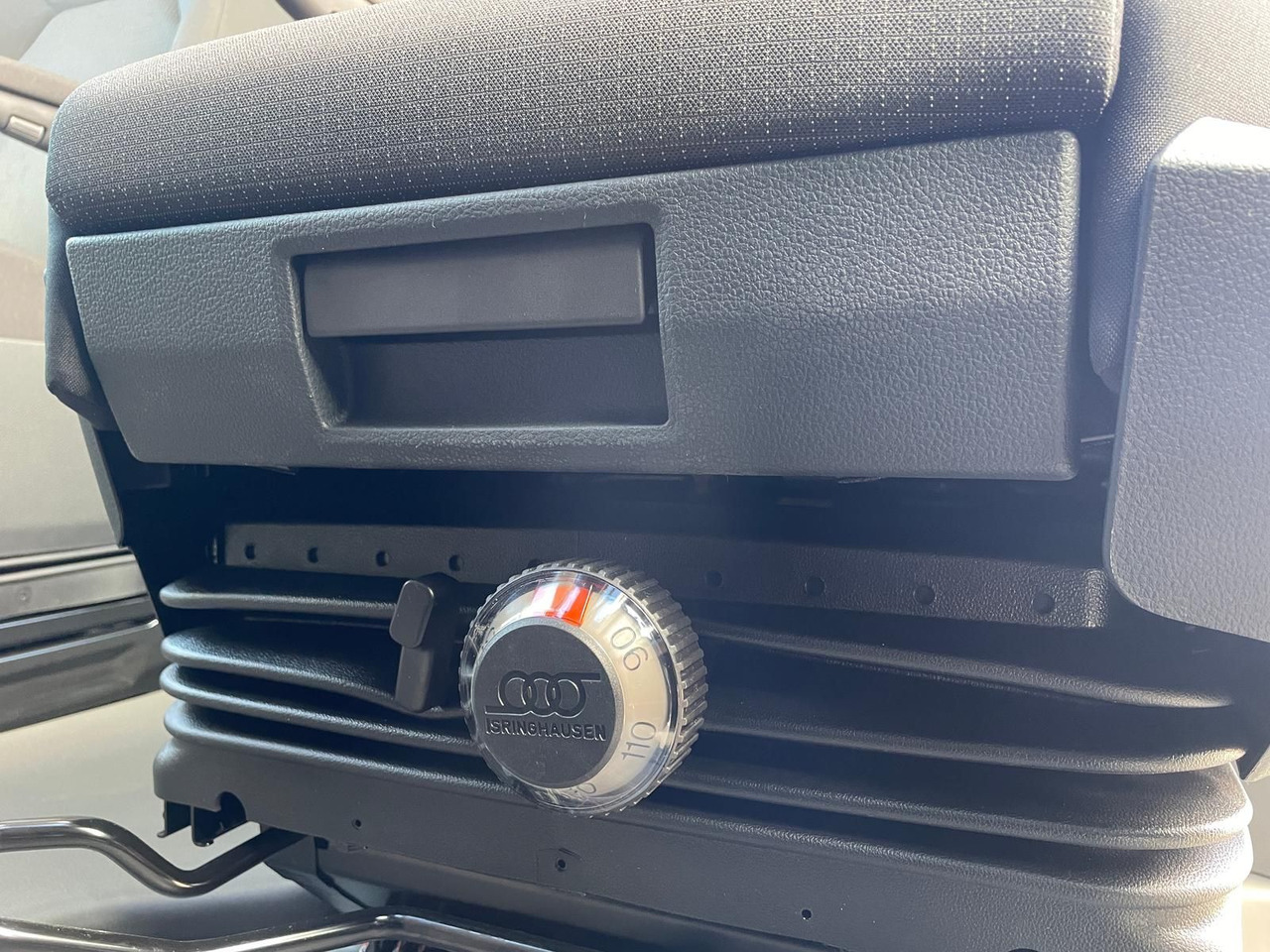 Open body delivery van, Combi van MAN TGE 3.180 Pritsche DOKA LR 4x4 ACC LED DIFF-SPER: picture 28