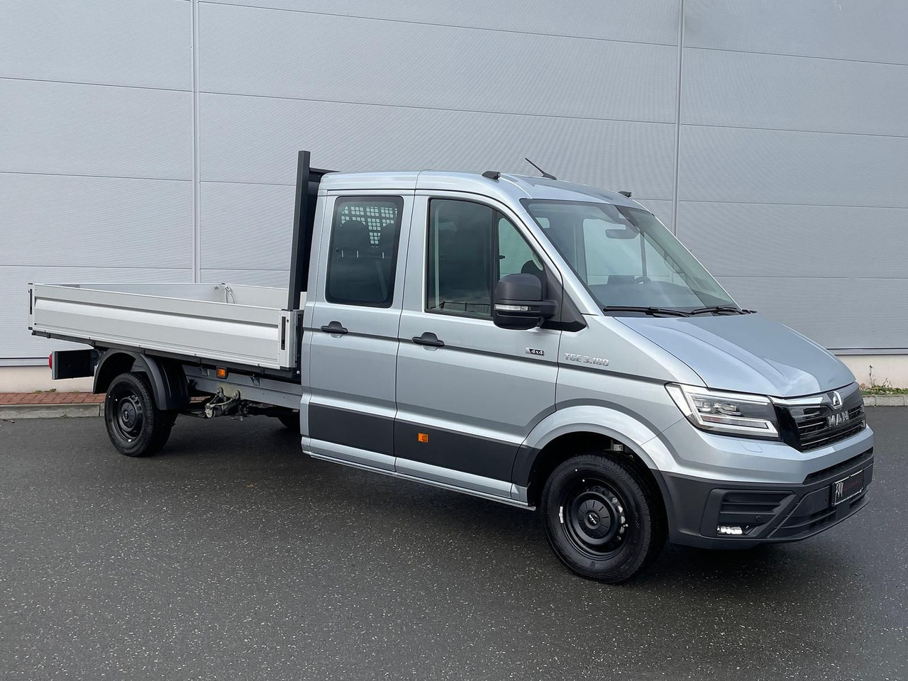 MAN TGE 3.180 Pritsche DOKA LR 4x4 ACC LED DIFF-SPER - Open body delivery van, Combi van: picture 2 MAN TGE 3.180 Pritsche DOKA LR 4x4 ACC LED DIFF-SPER - Open body delivery van, Combi van: picture 2