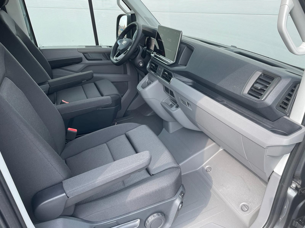 Car MAN TGE 3.180 Pritsche DOKA MR STANDHZ AHK KAMERA: picture 29