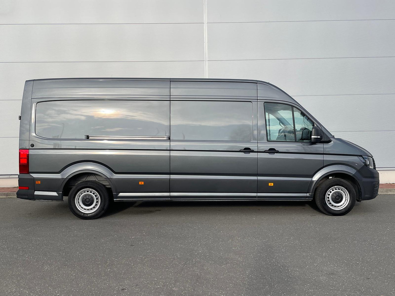 Volkswagen Crafter Kasten 35 L4H3 PDC DAB KAMERA KLIMA MFL - Panel van: picture 5 Volkswagen Crafter Kasten 35 L4H3 PDC DAB KAMERA KLIMA MFL - Panel van: picture 5