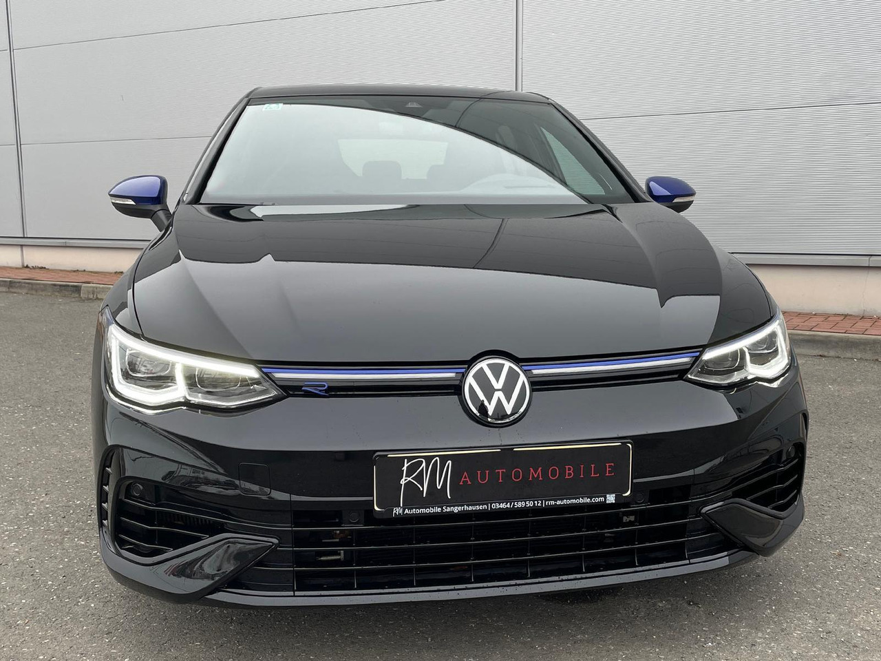 Volkswagen Golf VIII R Performance 4M Panorama Matrix - Sedan: picture 3 Volkswagen Golf VIII R Performance 4M Panorama Matrix - Sedan: picture 3