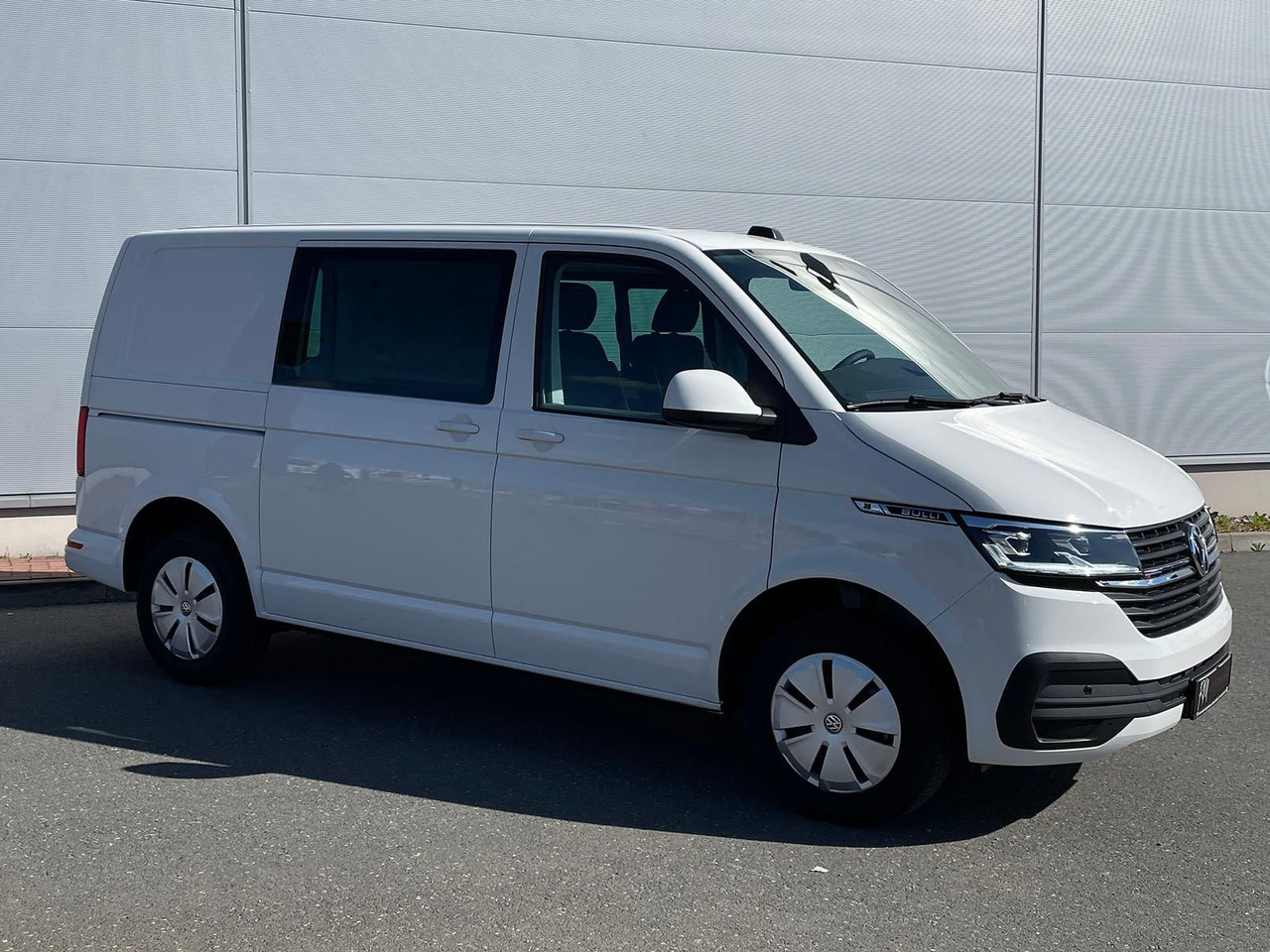 Volkswagen T6.1 Transporter Kasten 4M ACC PDC KAMERA STANDH - Panel van: picture 2 Volkswagen T6.1 Transporter Kasten 4M ACC PDC KAMERA STANDH - Panel van: picture 2