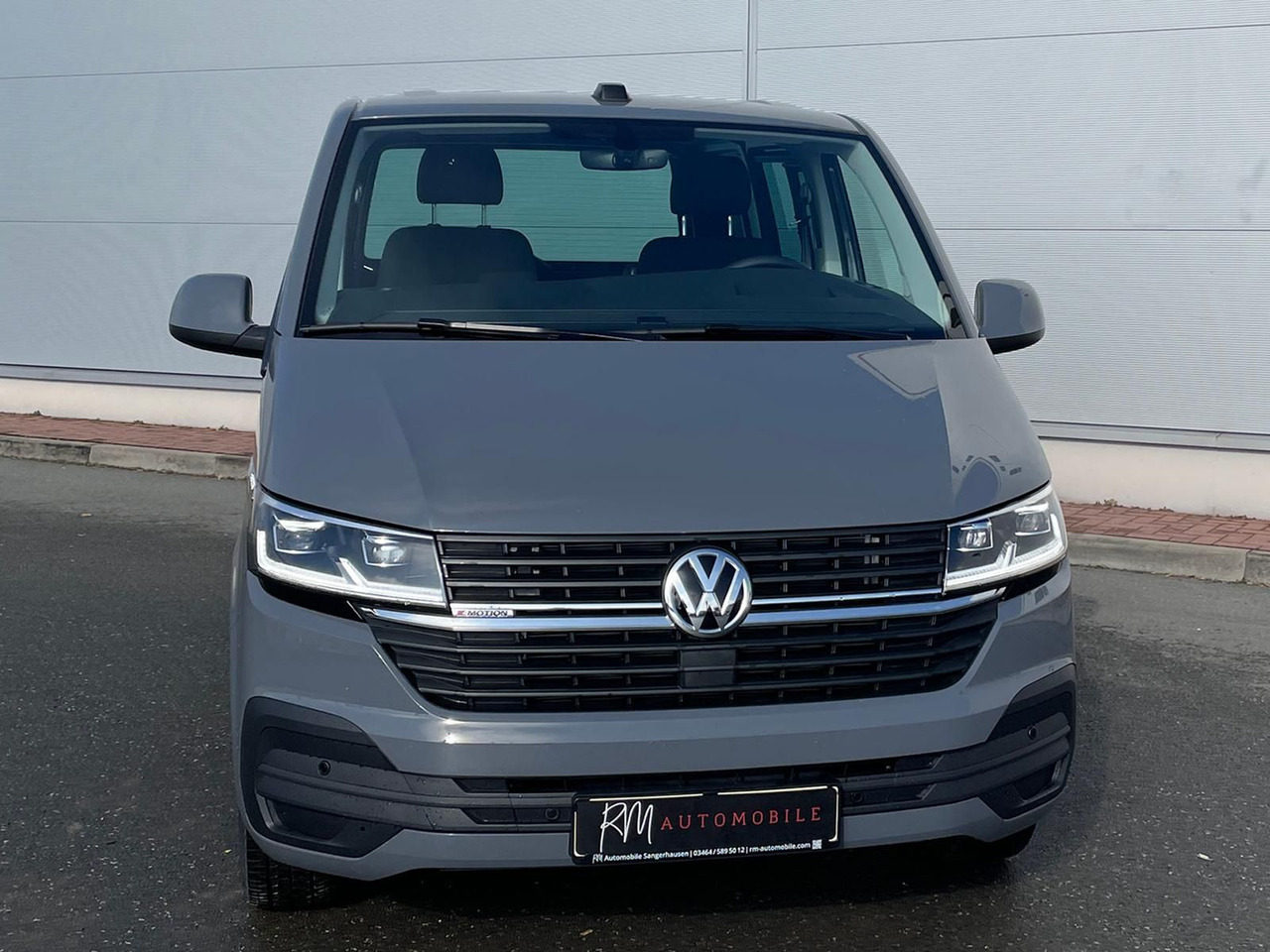 Volkswagen T6.1 Transporter Kasten 4M ACC PDC KAMERA STANDH - Passenger van: picture 3 Volkswagen T6.1 Transporter Kasten 4M ACC PDC KAMERA STANDH - Passenger van: picture 3
