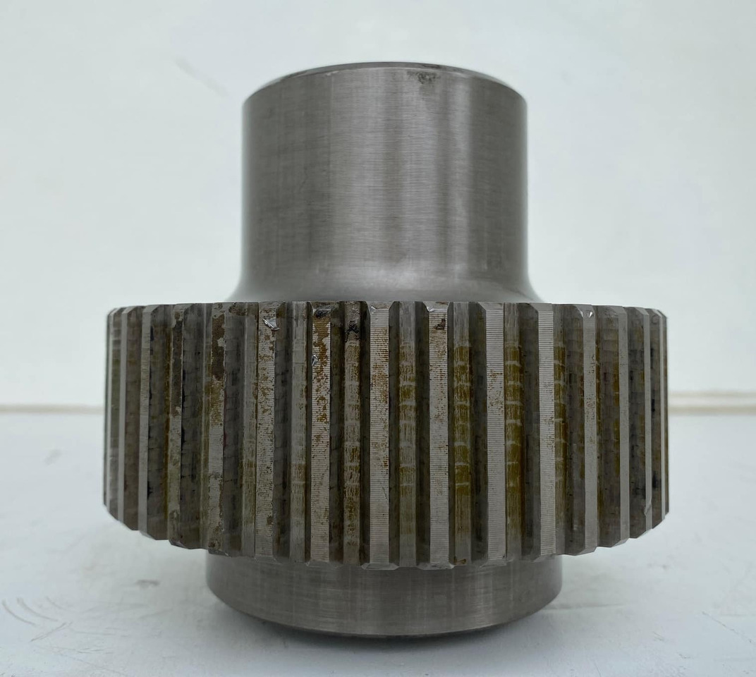 Liebherr Lamellenträger ID-Nr.90203997. FAT400G546. PR71605LGP-1823, PR716LGP-1423, PR716XL-1422. - Final drive for Bulldozer: picture 2 Liebherr Lamellenträger ID-Nr.90203997. FAT400G546. PR71605LGP-1823, PR716LGP-1423, PR716XL-1422. - Final drive for Bulldozer: picture 2