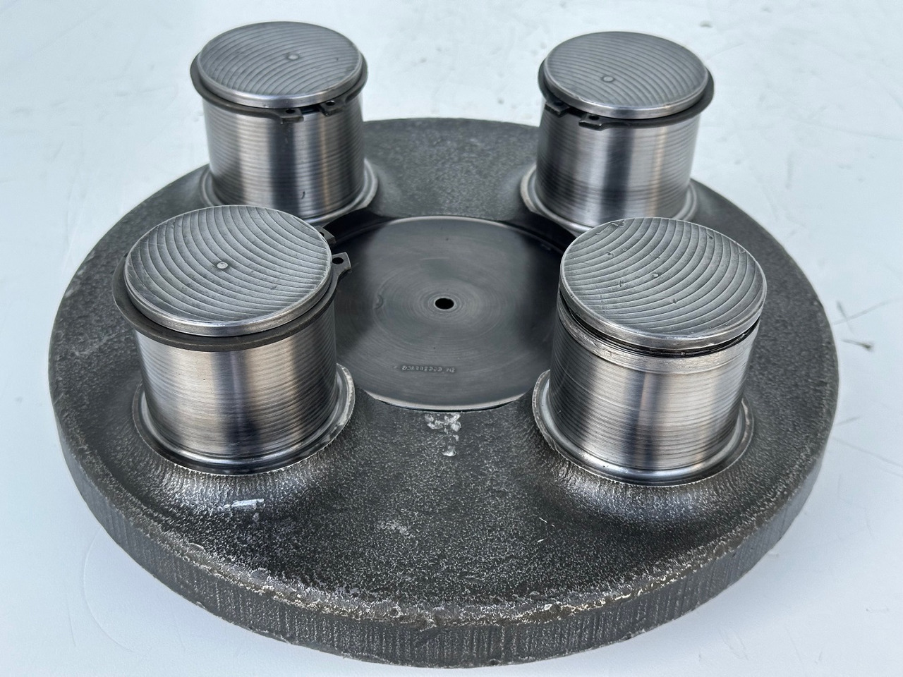 Liebherr Planetenträger ID-Nr.90006116. SAT325/274 - SAT325/294. R936, R940, R946, R950, RZG390. #90006116.FR.40254# - Swing motor for Crawler excavator: picture 1 Liebherr Planetenträger ID-Nr.90006116. SAT325/274 - SAT325/294. R936, R940, R946, R950, RZG390. #90006116.FR.40254# - Swing motor for Crawler excavator: picture 1