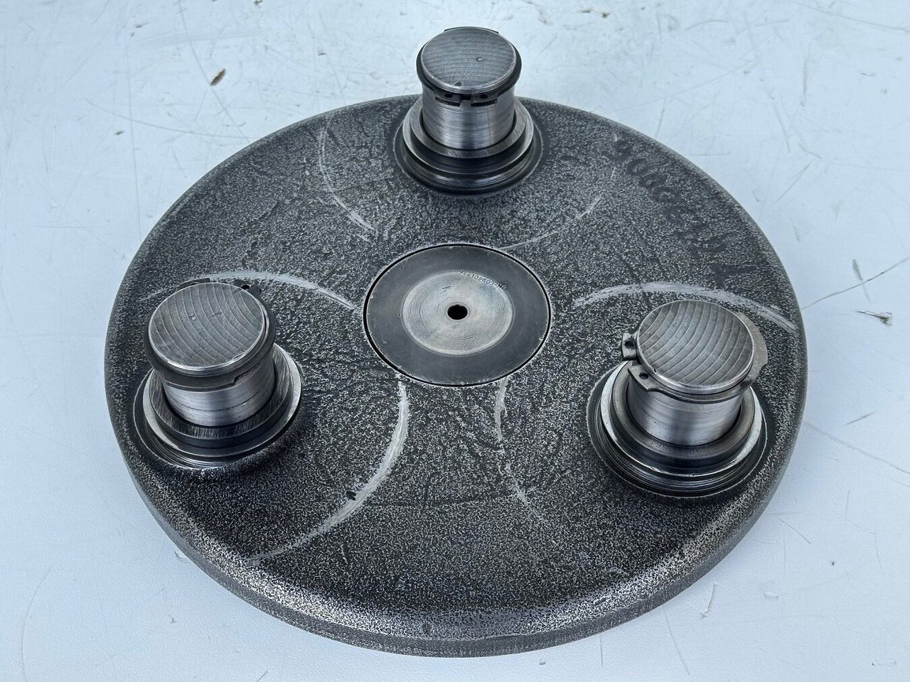 Liebherr Planetenträger ID-Nr.90006124. SAT325/274. R946, R950, RZG390. #90006124.FR.40254# - Swing motor for Demolition excavator: picture 2 Liebherr Planetenträger ID-Nr.90006124. SAT325/274. R946, R950, RZG390. #90006124.FR.40254# - Swing motor for Demolition excavator: picture 2