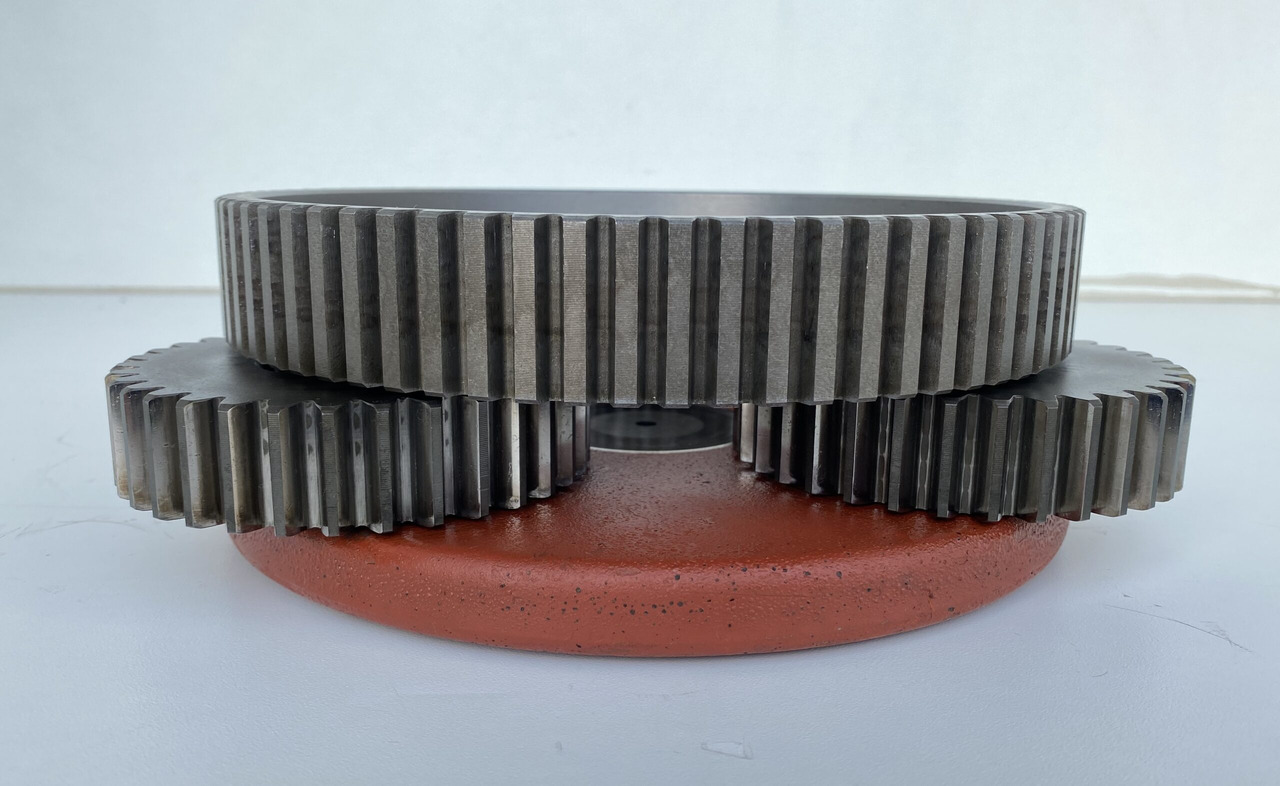 Liebherr Planetenträger ID-Nr.944171103 mit Planetenräder ID-Nr.944110603 - ID-Nr.90201469 mit Lamellenträger ID-Nr.944112103. A900C-LI,A944B-LI,E942,LOS942,LOS944,P942,P944,R942,R944,R944B. #1555# - Swing motor for Construction machinery: picture 5 Liebherr Planetenträger ID-Nr.944171103 mit Planetenräder ID-Nr.944110603 - ID-Nr.90201469 mit Lamellenträger ID-Nr.944112103. A900C-LI,A944B-LI,E942,LOS942,LOS944,P942,P944,R942,R944,R944B. #1555# - Swing motor for Construction machinery: picture 5