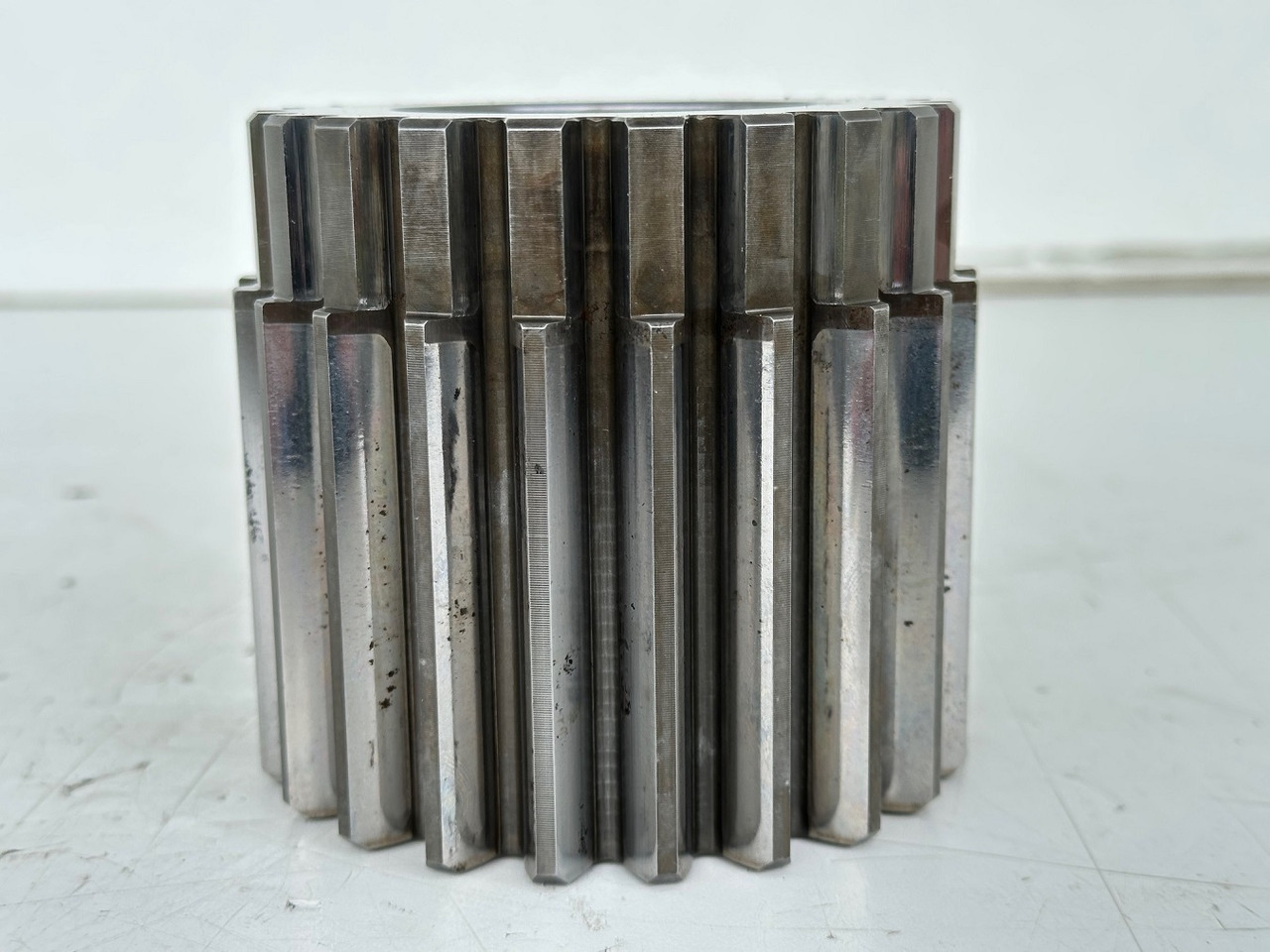 Liebherr Sonnenrad ID-Nr.90016258. FAT400P112,FAT400P130,FAT400P139,LOS1936,LOS926,R926,R928,R930,R934,R936,R938,R940,R944,R946,R950T. #90016258.28.09# - Final drive for Excavator: picture 2 Liebherr Sonnenrad ID-Nr.90016258. FAT400P112,FAT400P130,FAT400P139,LOS1936,LOS926,R926,R928,R930,R934,R936,R938,R940,R944,R946,R950T. #90016258.28.09# - Final drive for Excavator: picture 2