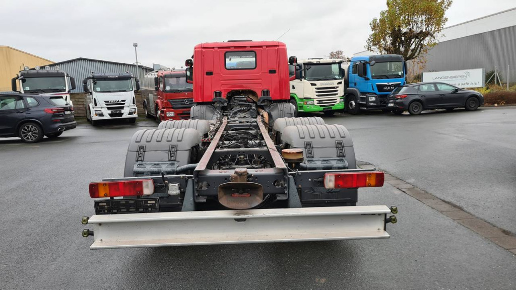 Scania P 400 6x2 RECHTSLENKER(Nr. 5018) - Cab chassis truck: picture 4 Scania P 400 6x2 RECHTSLENKER(Nr. 5018) - Cab chassis truck: picture 4