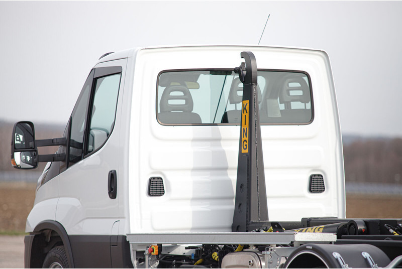 Iveco Daily 70C18 - Hook lift truck: picture 3 Iveco Daily 70C18 - Hook lift truck: picture 3