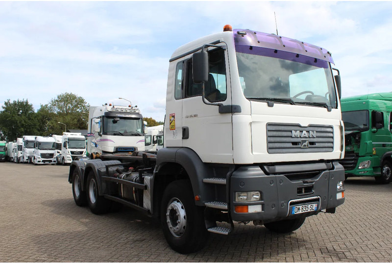MAN TGA 26.360 * 6X4 * EURO 3 * - Cable system truck: picture 5 MAN TGA 26.360 * 6X4 * EURO 3 * - Cable system truck: picture 5