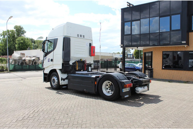 Iveco STRALIS 400 * RETARDER * CNG * 4X2 * LOW KM * - Tractor unit: picture 2 Iveco STRALIS 400 * RETARDER * CNG * 4X2 * LOW KM * - Tractor unit: picture 2