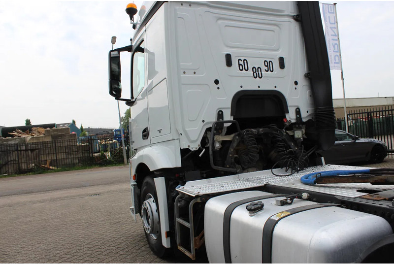 Tractor unit Mercedes-Benz Actros 1843 * EURO6 * 4X2 *: picture 15