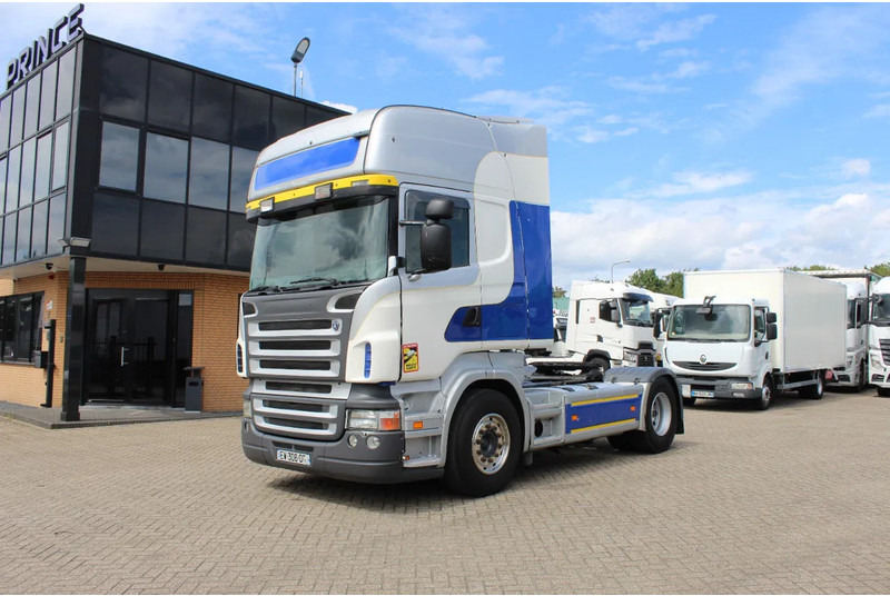 Scania R420 * RETARDER * 4X2 * MANUAL * - Tractor unit: picture 2 Scania R420 * RETARDER * 4X2 * MANUAL * - Tractor unit: picture 2