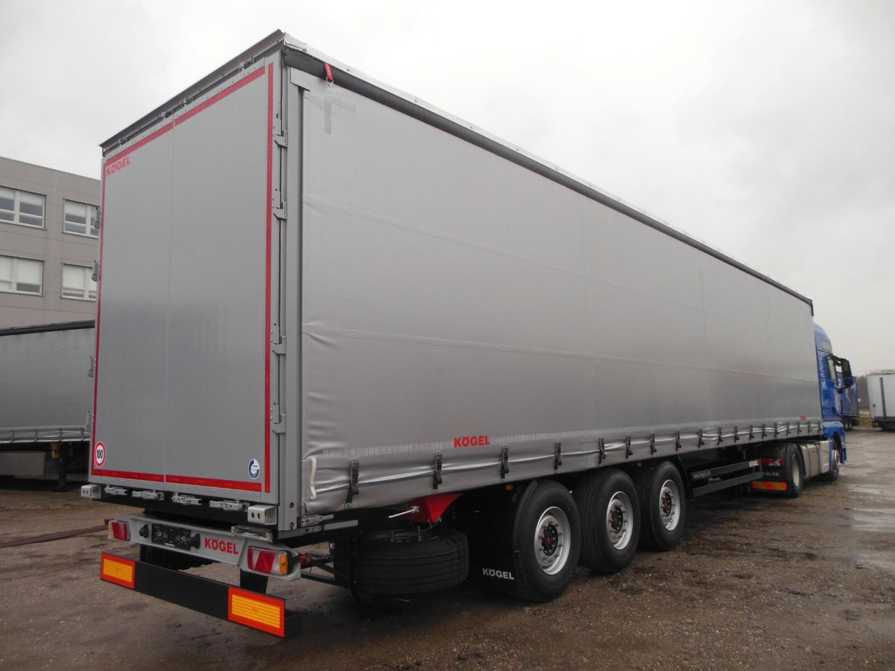 Kögel SN 24, LIFT ACHSE, SAF, AM LAGER - SOFORT Kögel SN 24, LIFT ACHSE, SAF, AM LAGER - SOFORT - Curtainsider semi-trailer: picture 4 Kögel SN 24, LIFT ACHSE, SAF, AM LAGER - SOFORT Kögel SN 24, LIFT ACHSE, SAF, AM LAGER - SOFORT - Curtainsider semi-trailer: picture 4